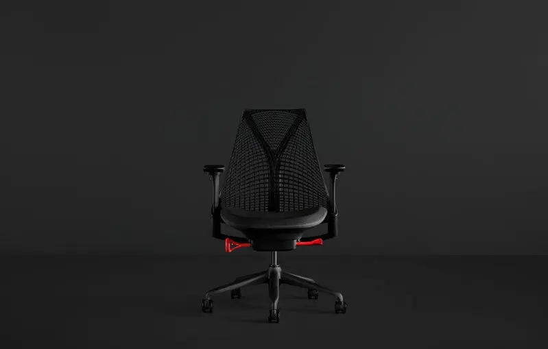 Sayl Performance Gaming Chair – Contoured Seat, 4D Armrests, Smooth Recline