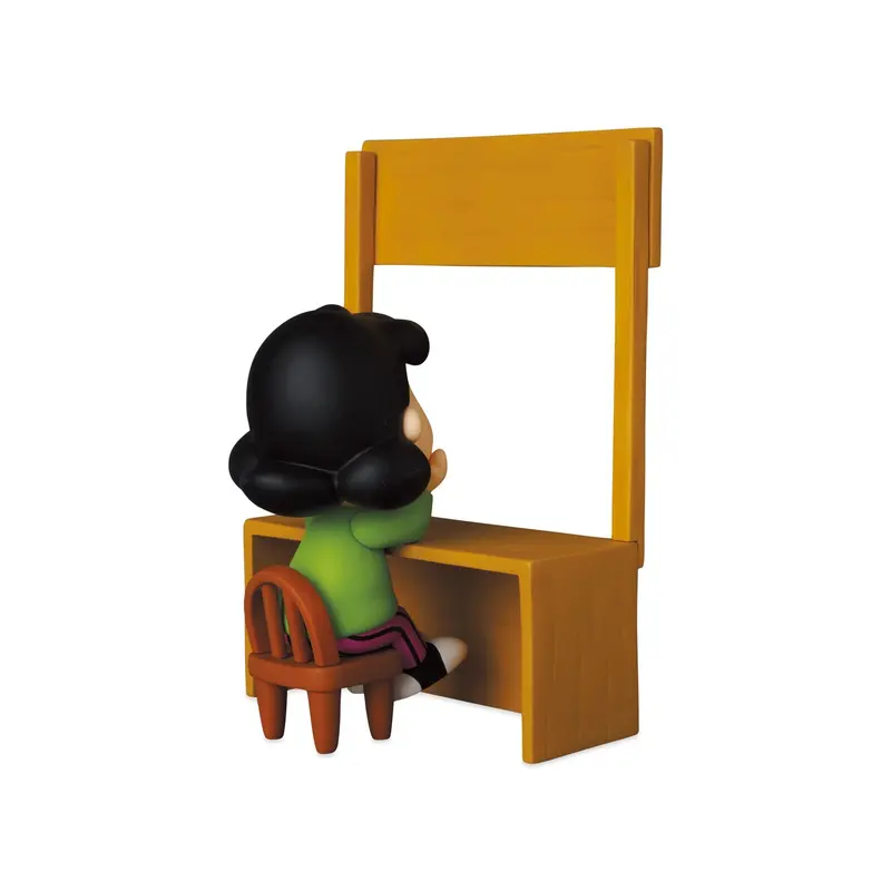 Snoopy & Peanuts Collectible Statue – ‘Psychiatric Help’ Lucy Figurine Inspired by Classic Comic Strip