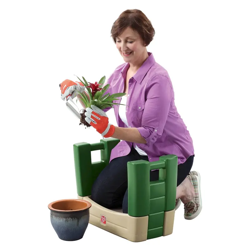 Step2 Garden Kneeler & Seat – Dual-Use Outdoor Tool with Padded Cushioned Surface for Comfortable Gardening (Green)