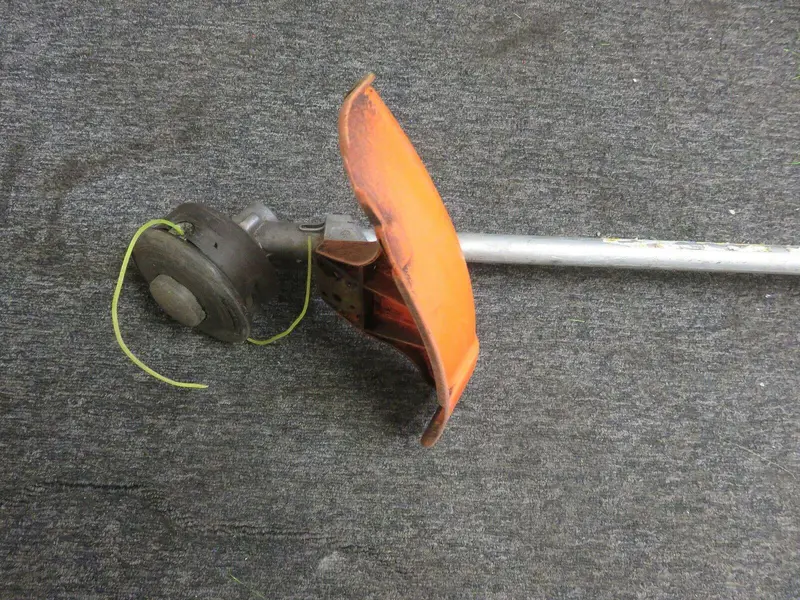 STIHL FS 90 R Professional Brushcutter – Commercial-Grade String Trimmer (N2 Model)