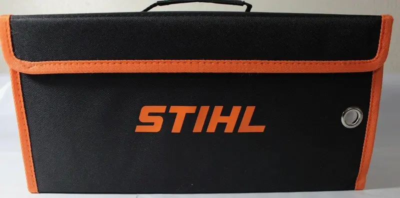 STIHL GTA 26 Cordless Pruning Chainsaw – Includes Rechargeable Battery, Charger, and Protective Carrying Case
