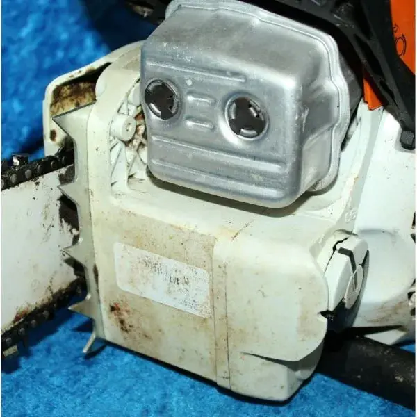 STIHL MS 271 Professional-Grade Gas Chainsaw – 50.2 cc (2.6 kW), Optimized for Farm and Field Use