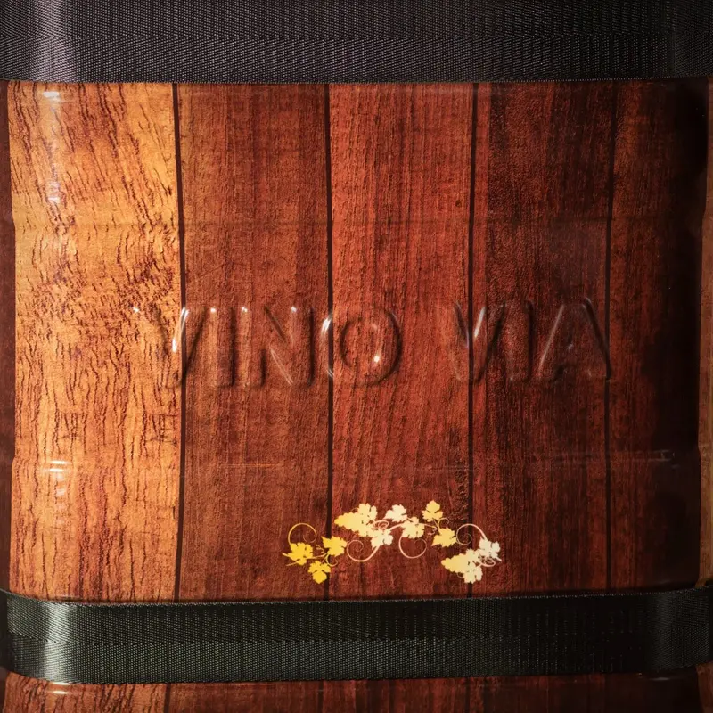 The Ten Wine Luggage – TSA-Approved Hard-Shell Spinner Suitcase Engineered to Safely Transport Up to 10 Bottles