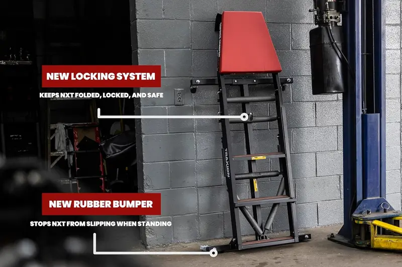 Traxion 3-200 NXT Folding Engine Creeper – Heavy-Duty Topside Service Mat with Reinforced Black Steel Frame