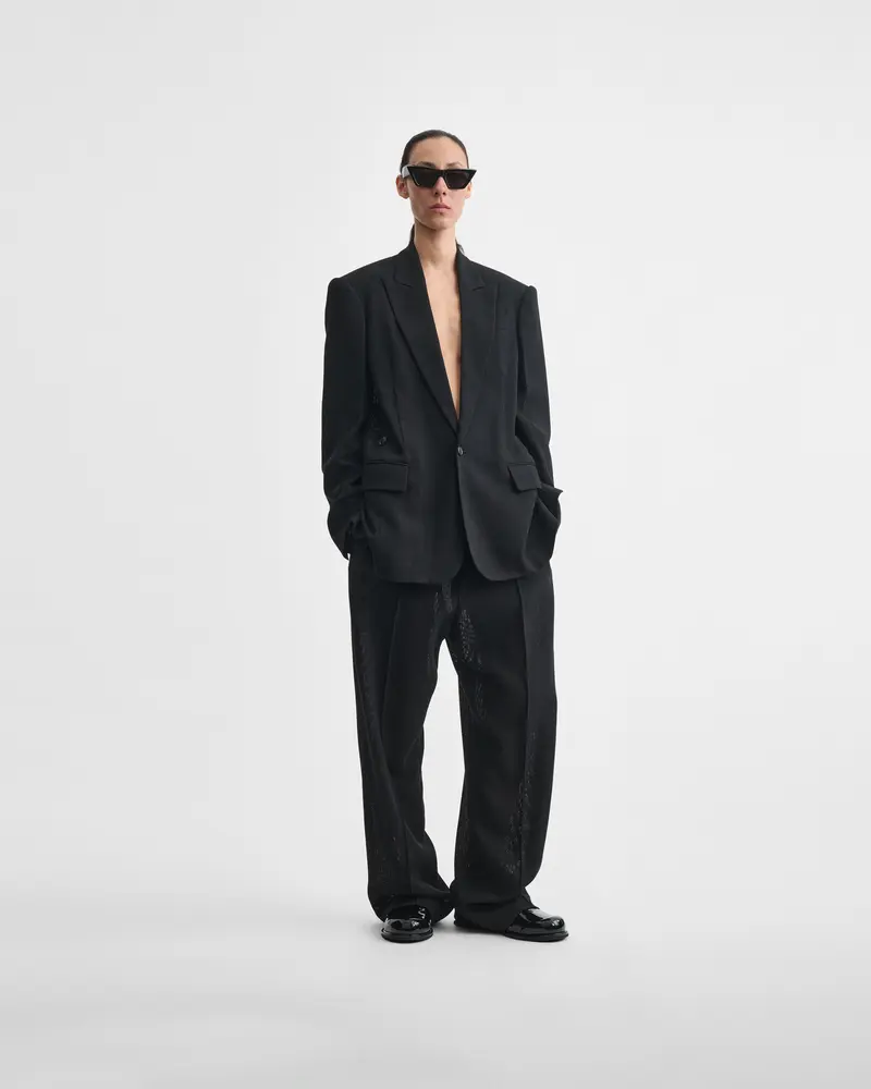 Versatile Cinched Black Viscose Jacket With Soft Tailoring